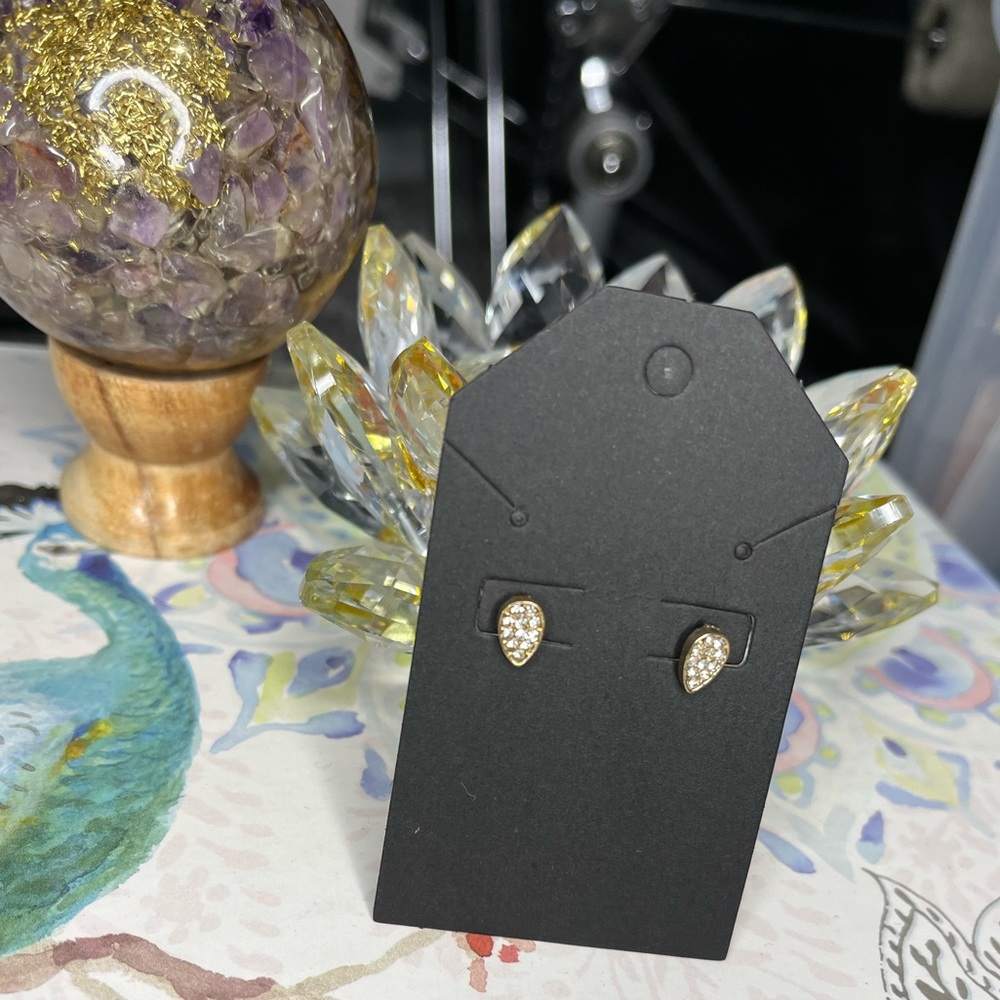 NWOT Rain Drop Gold And Diamond Earrings